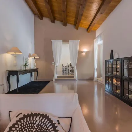 Vila Sabrina