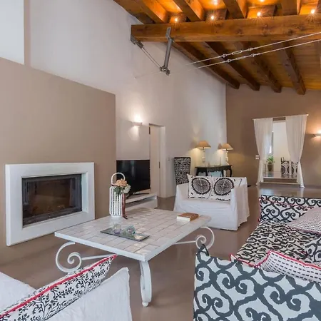 Villa Sabrina 12 *